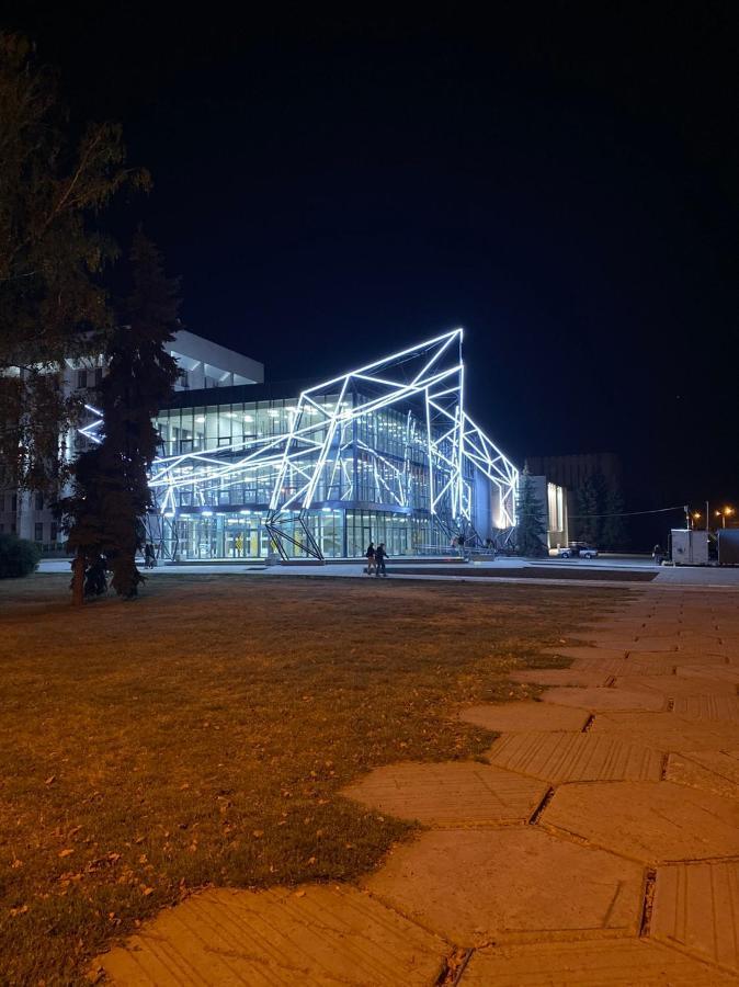 Уютное Гнездышко В Центре Полтавы Poltava Exteriör bild
